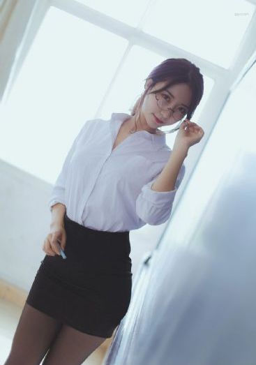 向涟苍士献上纯洁是不是这个_全集在线观看